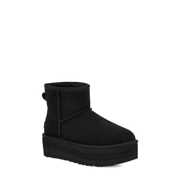 UGG Classic Mini Platform Boot - 9 M - Picture 1 of 7
